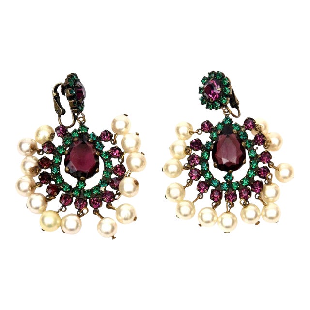 Vintage Kenneth Jay Lane Green, Purple Pearl Dangle Chandelier Clip On Earrings - 2 Pieces For Sale
