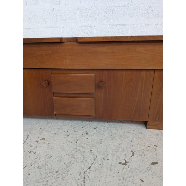 Poltronova Torbecchia Sideboard by Giovanni Michelucci for Poltronova 1960s For Sale - Image 4 of 9