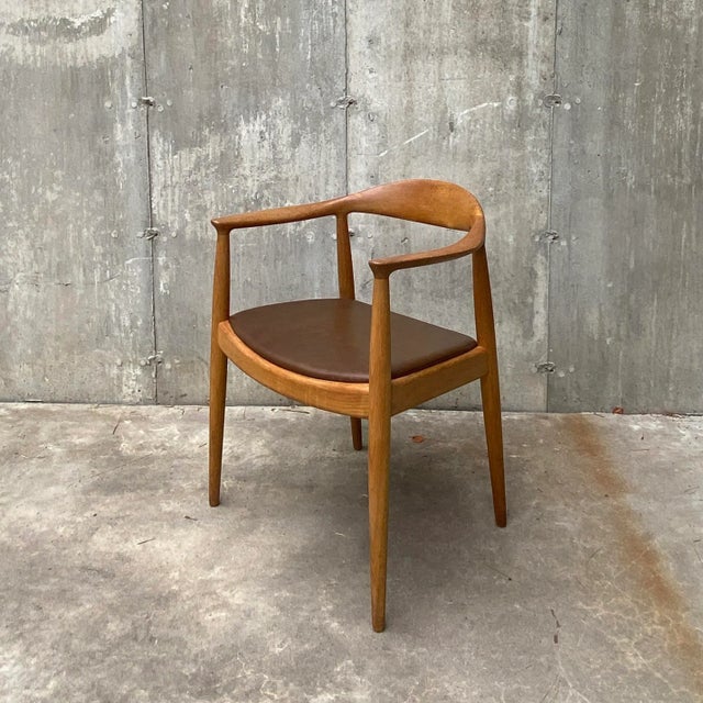 Tan 'The Chair' Designed by Hans Wegner for Johannes Hansen, Denmark For Sale - Image 8 of 10