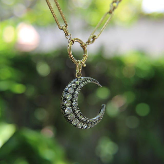 Mid 19th Century Early Victorian Silver Front 14k Gold Back Old Mine Cut Diamond Crescent Moon Pendant For Sale - Image 9 of 11