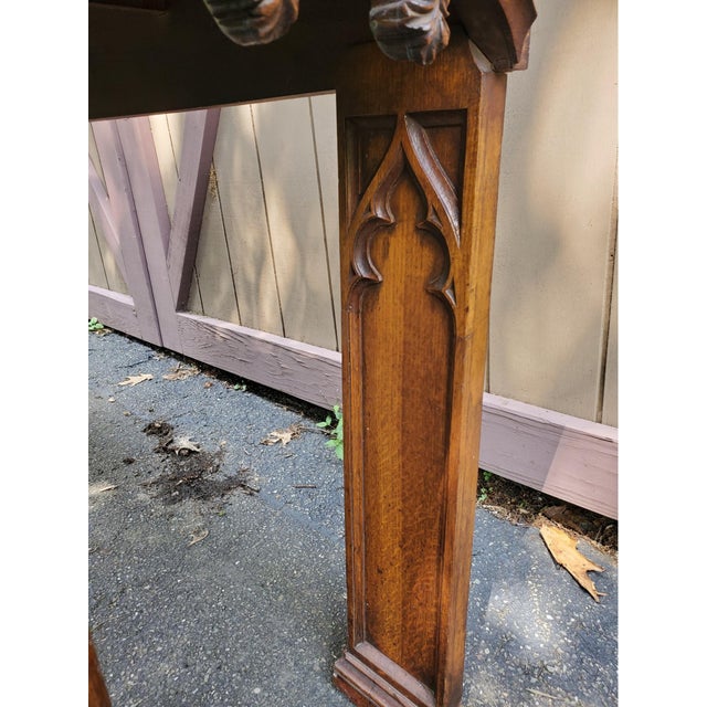 Early 20th Century Gothic Revival Style Marble Top Console Entry Table For Sale In New York - Image 6 of 7