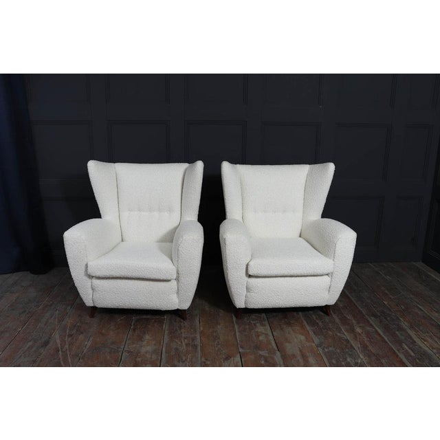 White Mid-Century Italian Wingback Armchairs in Bouclé, 1950s, Set of 2 For Sale - Image 8 of 18
