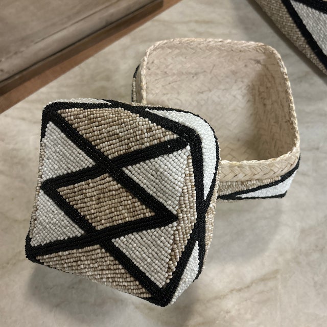 Mid 20th Century Set of 4 Nesting Hand-Beaded Baskets For Sale In Atlanta - Image 6 of 12