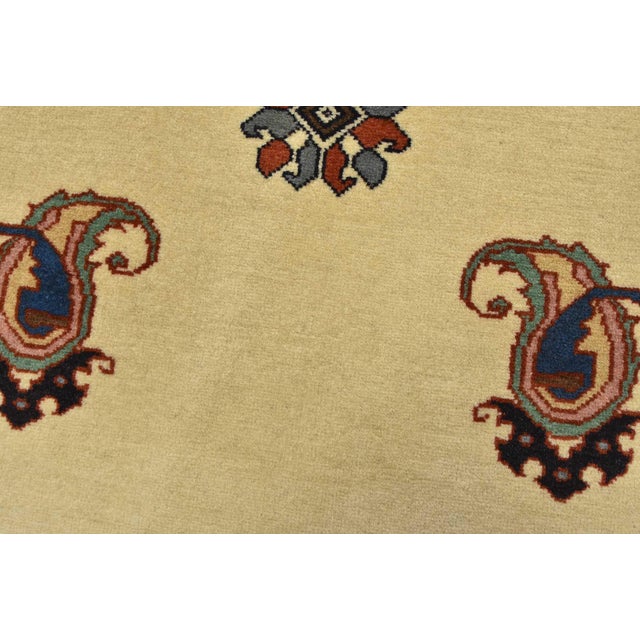 Fine Kashmar Runner 2’8” X 6’6” Ivory Wool Traditional Hand-Knotted Rug For Sale - Image 4 of 12