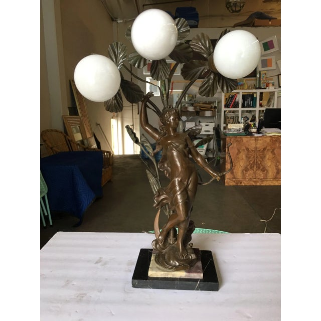 Early Three Bulb Art Nouveau Figural Bronze and Marble Table Lamp For Sale - Image 4 of 8