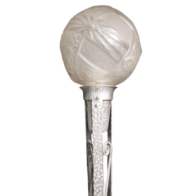 French Art Deco Nickeled Iron and Art Glass Floor Lamp Signed Muller Freres 1930 For Sale In New York - Image 6 of 12