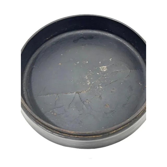 Papier-Mâché Snuffbox Painted with a Portrait of a Smoking Man For Sale - Image 4 of 6