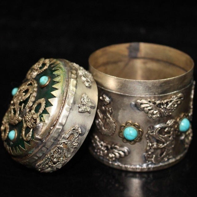 Chinese Vintage Tibetan Silver-Plated Tea Caddy With Turquoise Dragons For Sale - Image 3 of 9