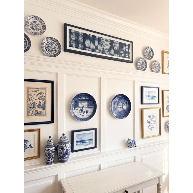 Pair of Vintage Royal Copenhagen Annual Christmas Plates, 1969 & 1972 Danish Blue & White Porcelain Wall Plates For Sale - Image 11 of 11