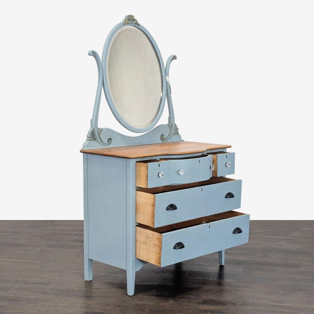 Traditional Antique Painted Oak Bow-Front Dresser With Oval Mirror & Skeleton Key For Sale - Image 3 of 10