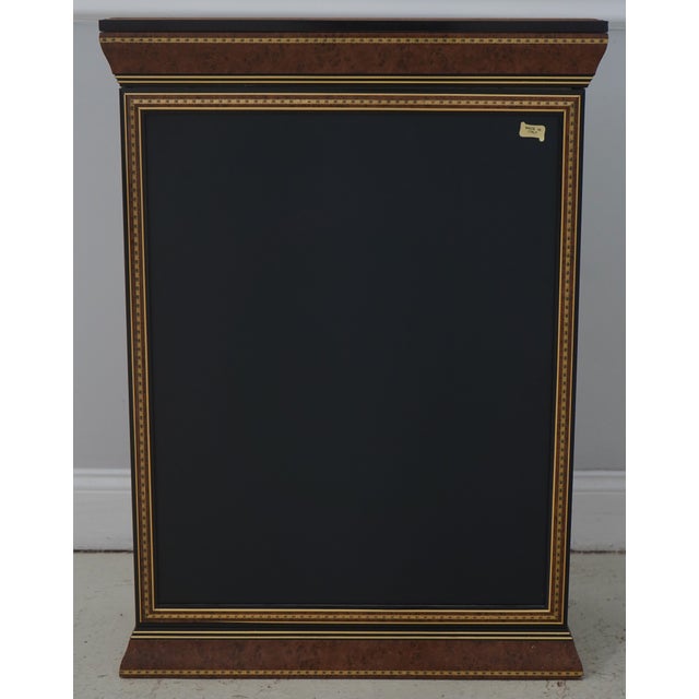 Italian 2 Door Etched Glass Decorated Curio Display Cabinet For Sale - Image 14 of 15