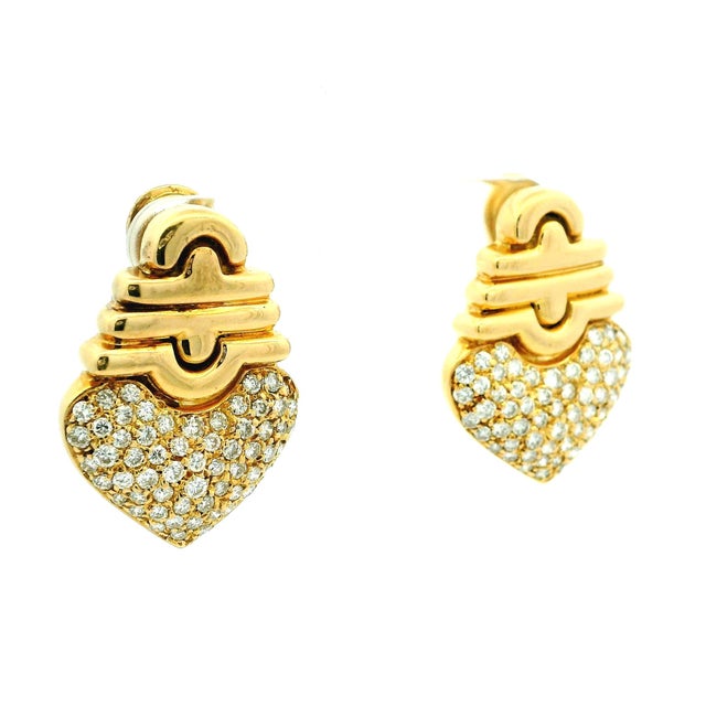 Vintage Italian 18k Gold Diamond Pavé Heart Omega Back Earrings, A Pair For Sale - Image 4 of 16