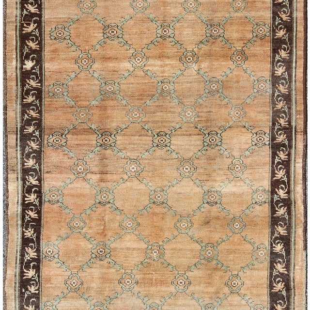 Gallery Turkish Oushak 5'8 X 10'4. Keivan Woven Arts / Rug OSM-16, country of origin / type: Turkey / Oushak, circa 1940....