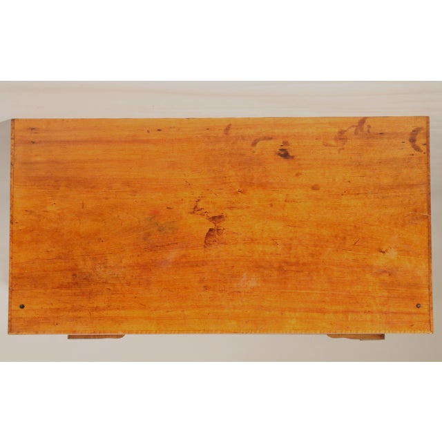 Early 19th Century American Chippendale Tiger Maple Chest of Drawers For Sale - Image 5 of 11
