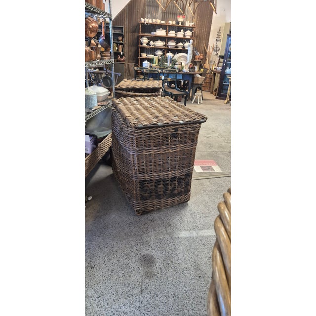 English Antique Commercial Wicker Hamper For Sale - Image 3 of 4