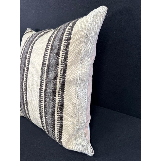 Contemporary Turkish Hemp Pillow Cushion Natural Beige Gray Pillow Cushion Cover 24"x24" For Sale - Image 3 of 4