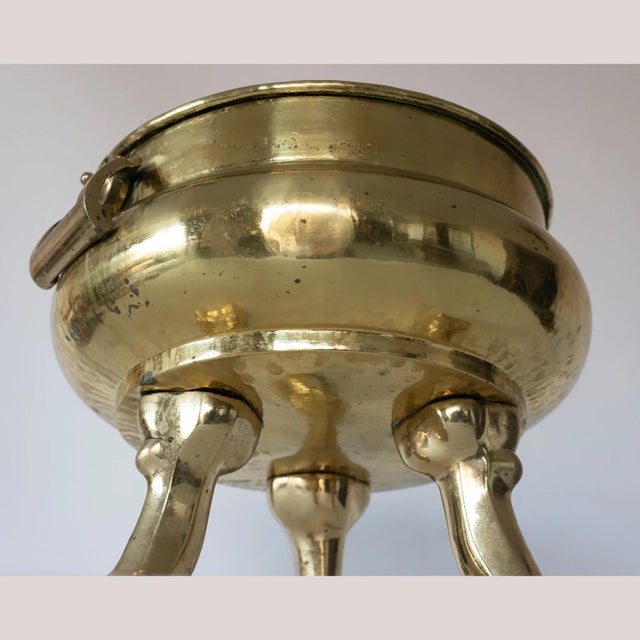 Brass Log Bin with Claw Feet, 19th Century For Sale - Image 3 of 7