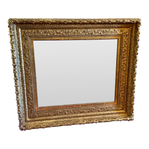 Antique Gold Grosse Frame With Beveled Mirror
