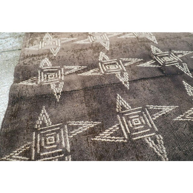 Mid 20th Century Galerie Shabab Collection Mid-20th Century Turkish Anatolian Rug For Sale - Image 5 of 9