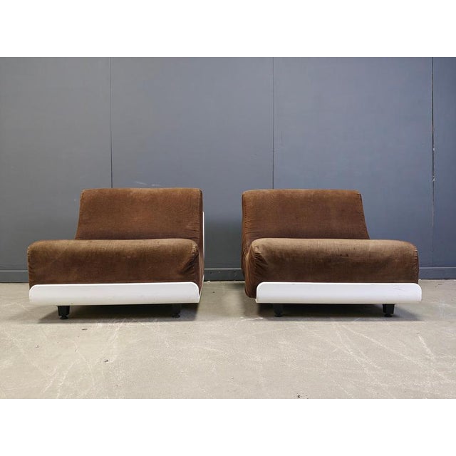 White Space Age Orbis Lounge Chairs by Luigi Colani for Cor, 1960s, Set of 2 For Sale - Image 8 of 11