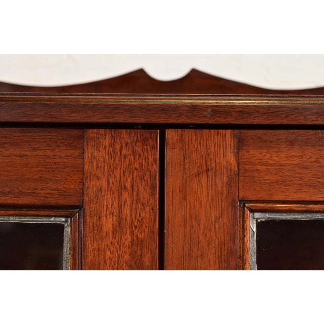 R. J. Horner Style Antique Arts & Crafts Mahogany Leaded Glass Bookcase, Circa 1920s For Sale In South Bend - Image 6 of 12