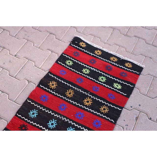 1960s Cabin Style Stripe Design Hand Knotted Oushak Kilim Runner Rug For Sale - Image 4 of 10