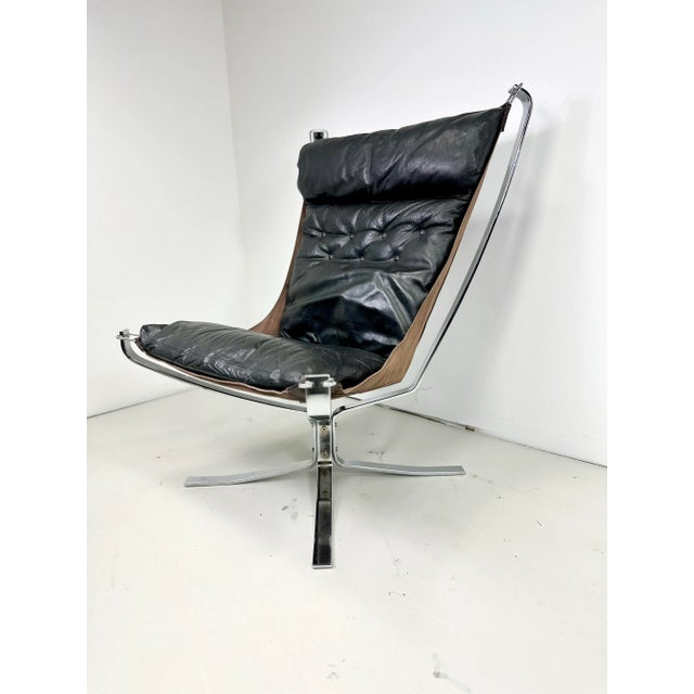 Mid-Century Modern 1970s High Back Falcon Chair by Sigurd Ressel For Sale - Image 3 of 10