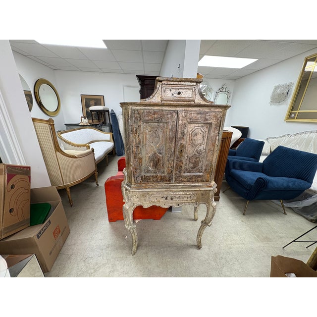 18th Century Venetian Baroque Silver Giltwood Cabinet For Sale - Image 9 of 17