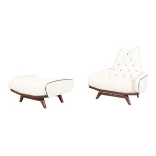 Mid-Century Walnut Gondola Lounge Chair W/ Ottoman Attributed to Adrian Pearsall For Sale