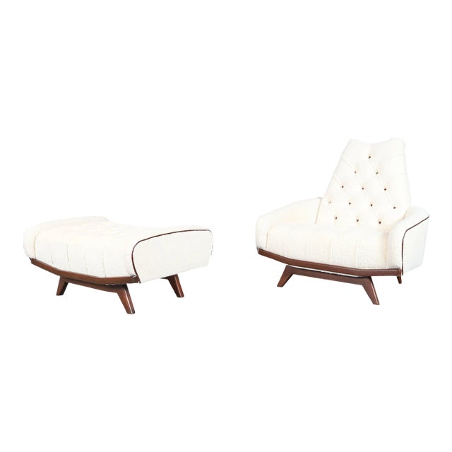 Mid-Century Walnut Gondola Lounge Chair W/ Ottoman Attributed to Adrian Pearsall For Sale