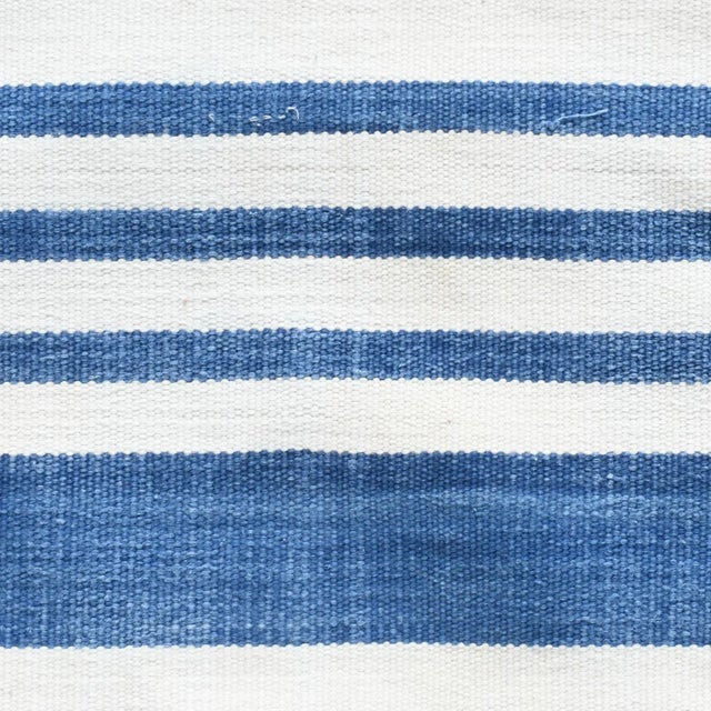 Mumbai Rug, 8X10 For Sale - Image 4 of 5
