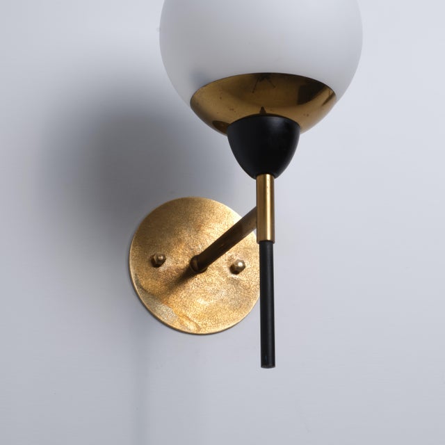 Mid-Century Modern Italian Brass Black Lacquered Metal and Opaline Glass Globe Wall Sconce, 1950s For Sale - Image 3 of 8