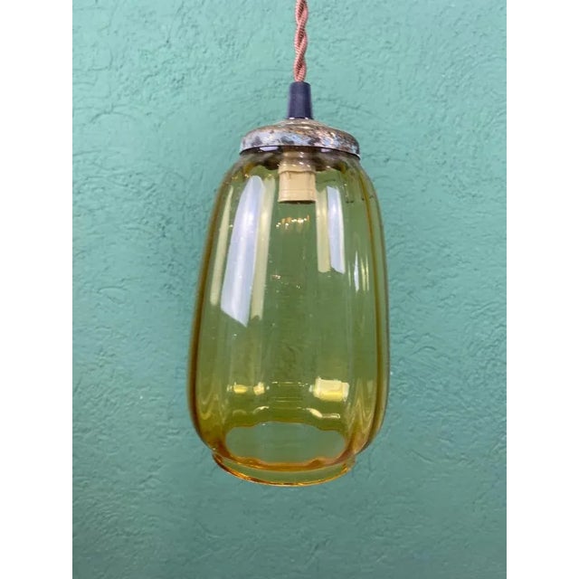 Mid-Century Modern Small Beige Crystal Lamp, 1960s For Sale - Image 3 of 11