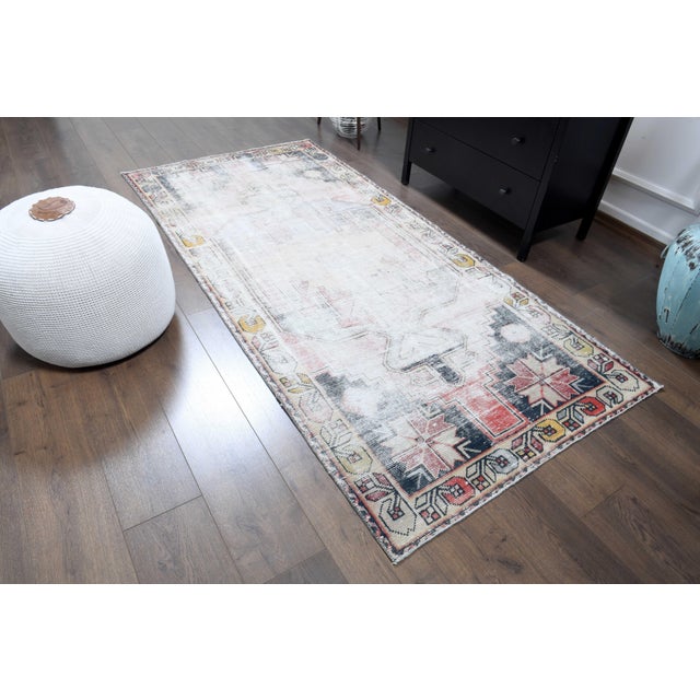 White 1970s Vintage Turkish Handmade Wool Cotton Runner Rug For Sale - Image 8 of 11