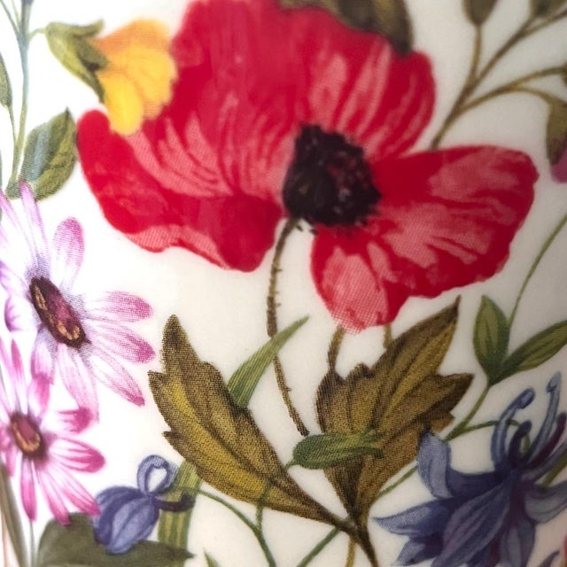 Ceramic Vintage Florets Roy Kirkham Wild Flowers Bone China Mugs- Set of 4 For Sale - Image 7 of 8