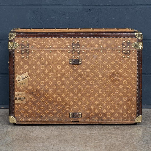 Metal Antique French Hat Trunk in Woven Canvas, 1896 For Sale - Image 7 of 18