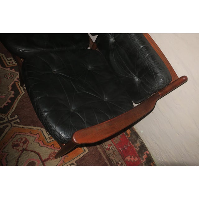 Black Cadett 3-Seater Sofa in Teak and Leather with Leather Straps by Eric Merthen, 1960s For Sale - Image 8 of 12