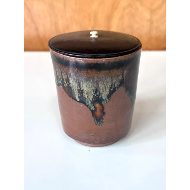 19th Century 19th Century Japanese Ceramic Takatori Ware Hoso Mizusashi For Sale - Image 5 of 12