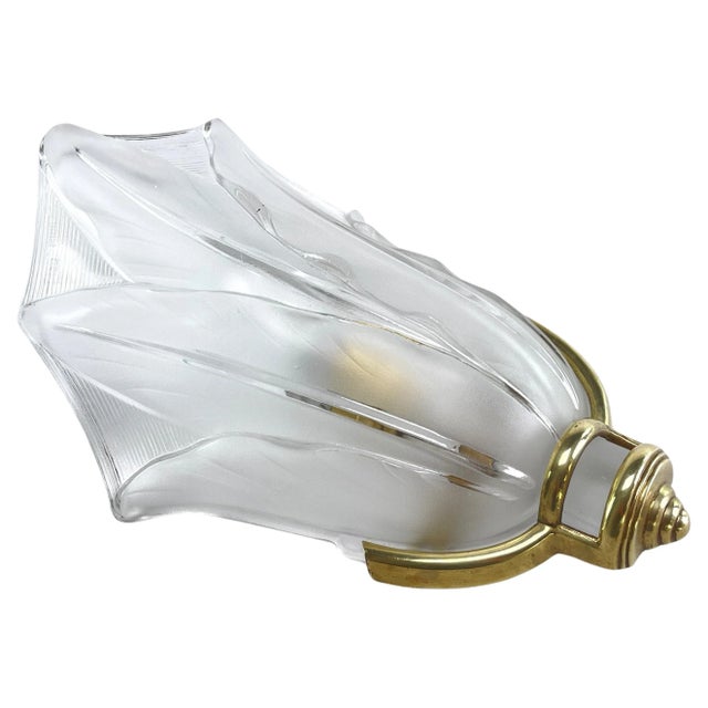 Art deco chandelier with ezan glasses- 1930s the ezan art deco wall light is an elegant and stylish lighting piece in art...