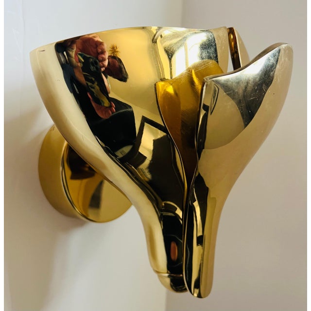 Fratelli Martini Pair of Fratelli Martini Bronze Floral Italian 1980s Wall Lamps (5) For Sale - Image 4 of 12