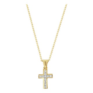 Small Princess Cut Diamond Necklace 14k Yellow Gold For Sale