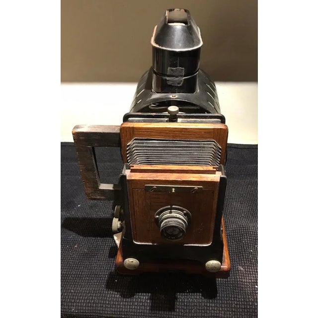 Antique Ernemann Werke Slide Projector With Oak Frame - Made in Dresden, Germany. Measures : 15 1/4" X 7" X 14" Closed...