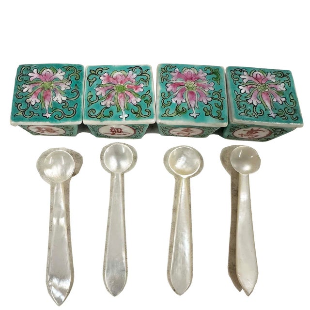 Antique Chinese Porcelain Condiment Set With 4 Matching Mother of Pearl Spoons For Sale - Image 11 of 11