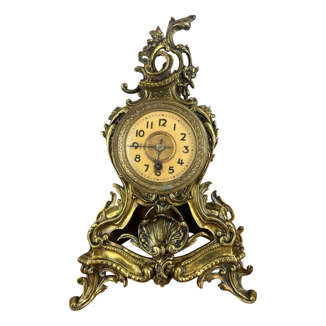 Vintage French Style Brass Decorative Mantel Clock For Sale
