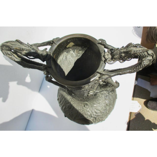 Early 19th Century Japanese Edo Double Dragon Handle Bronze Vase Early 19th For Sale - Image 5 of 11