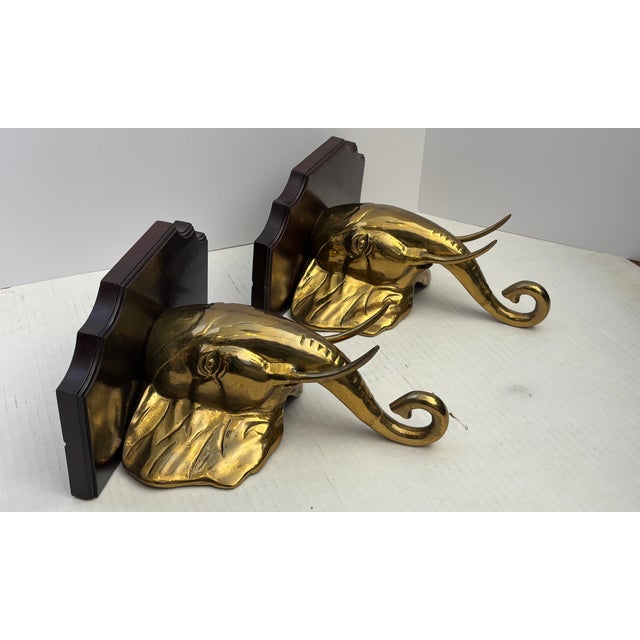 Mid 20th Century Pair Hollywood Regency Style Elephant Head Motif Brass Wall Brackets For Sale In West Palm - Image 6 of 14