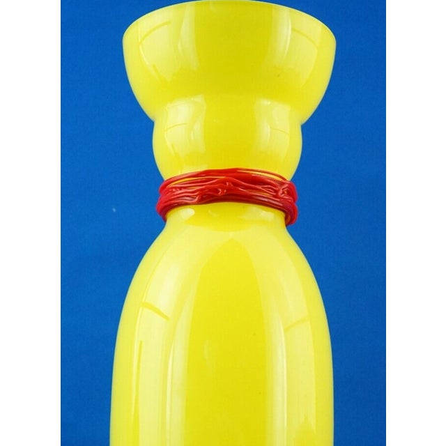 20th Century Large Yellow Glass Vase by Periev R. Pint, Barovier and Toso Collection, Czechoslovakia, 1980s For Sale - Image 11 of 18