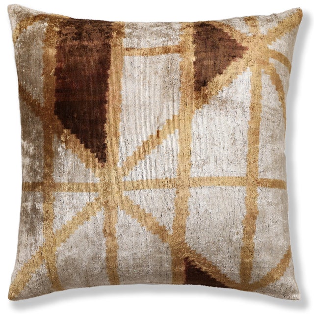 "Introduce warmth and artisanal sophistication to your living space with this exquisite 20x20 inch decorative pillow....