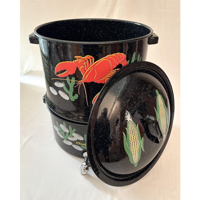 American Vintage Granite Ware Enamel Clam and Lobster Steamer With Spigot For Sale - Image 3 of 12