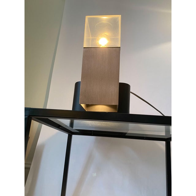 Mid-Century Modern Lightolier Cubic Sconce Dual Lights in Plexiglass and Brushed Copper – a Pair For Sale - Image 3 of 12